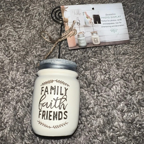 NWT "Family, Faith, Friends" Photo Display - Picture 1 of 4